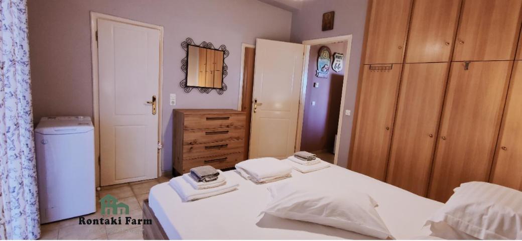 Apartmán Rontaki Farm Kyparissia Exteriér fotografie